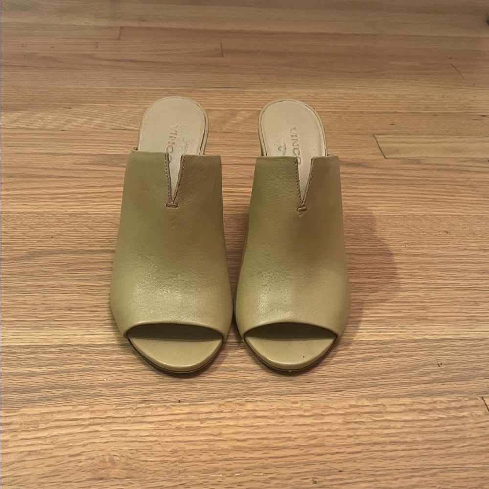 Vince Women's Cream Leather Mules